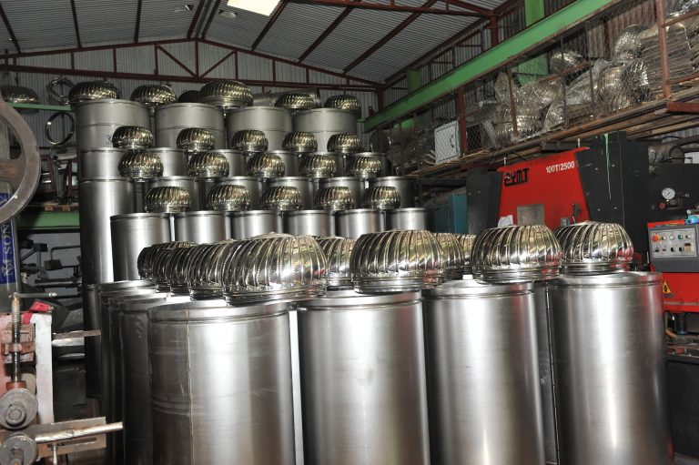 Sản phẩm ống thu rác và quả cầu hút nhiệt của công ty Kim khí Sơn Mỹ