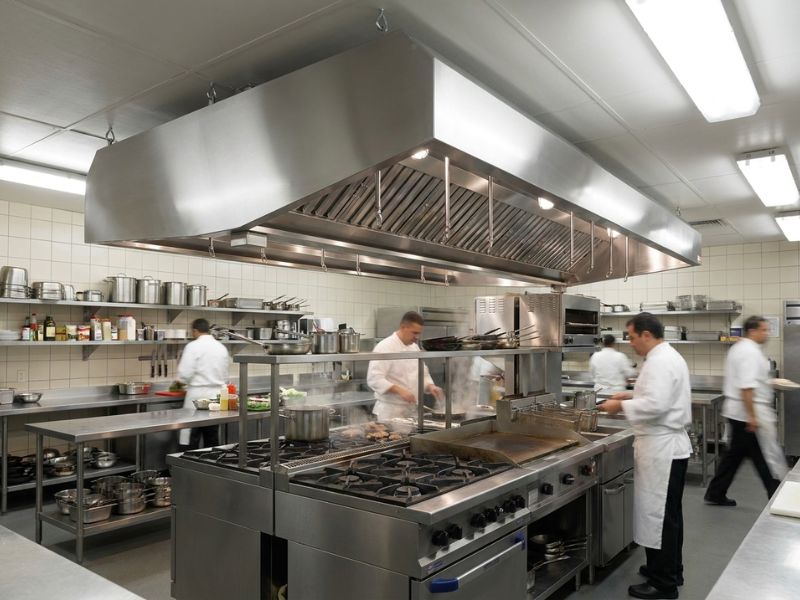 Kiểm tra chất liệu cấu tạo của chụp hút khói nhà hàng