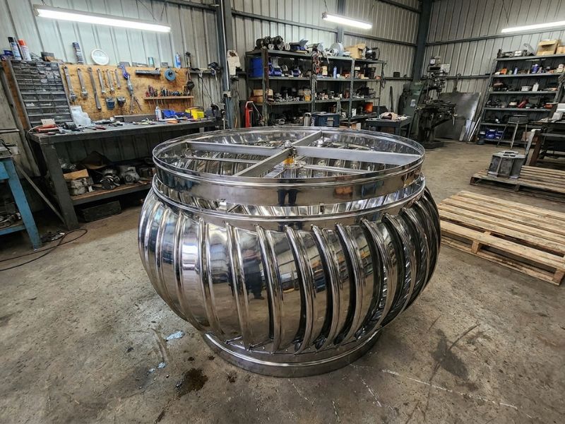 Trục quay và hệ thống bạc đạn trung tâm