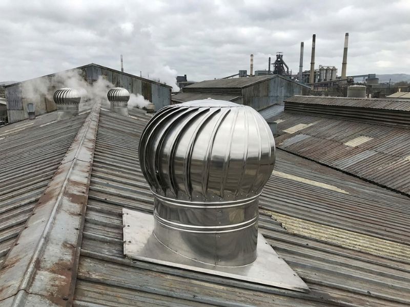 Xác định số lượng quả cầu cần thiết cho mái tôn